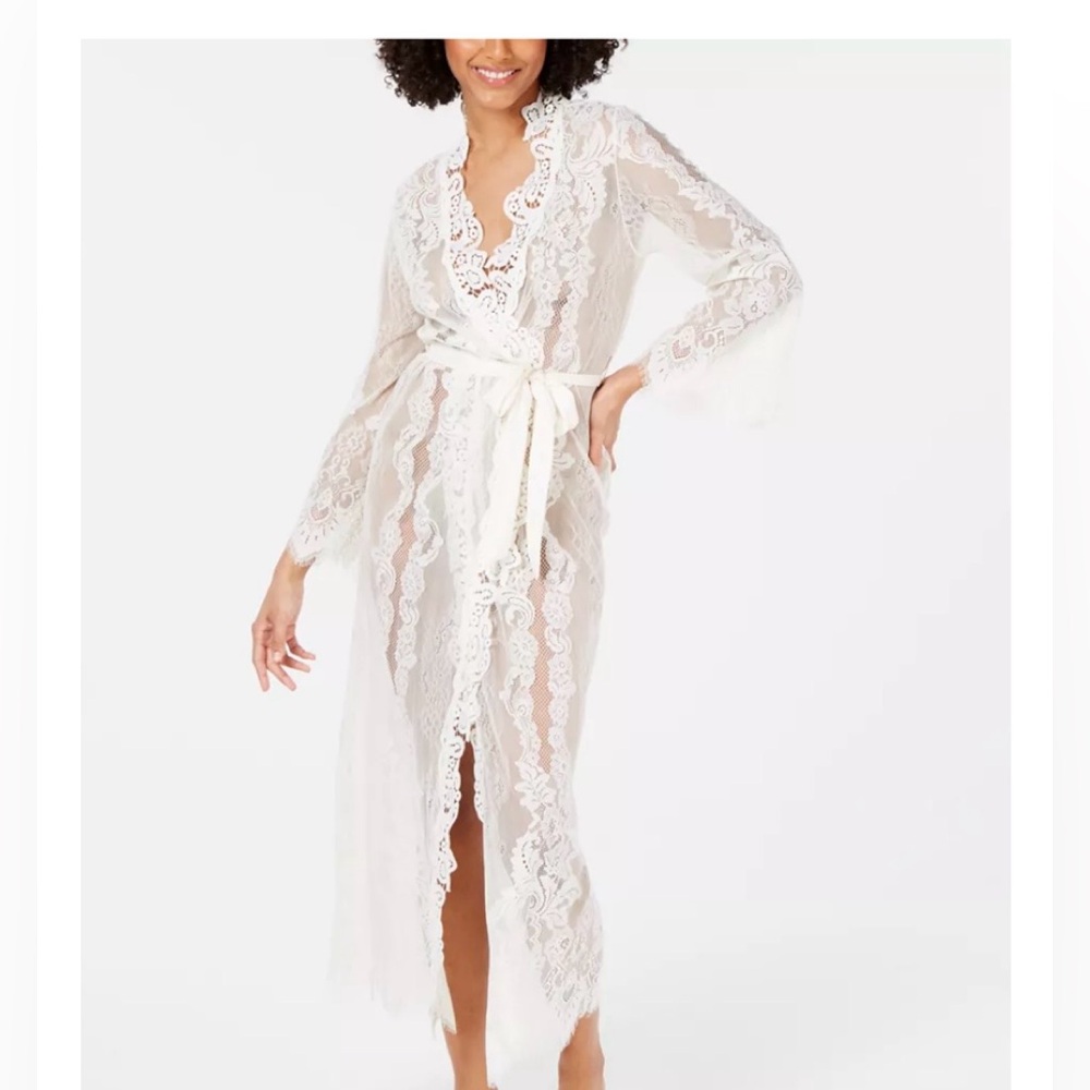 Long Ivory Lace Robe with Tie Belt - Picture 2 of 7